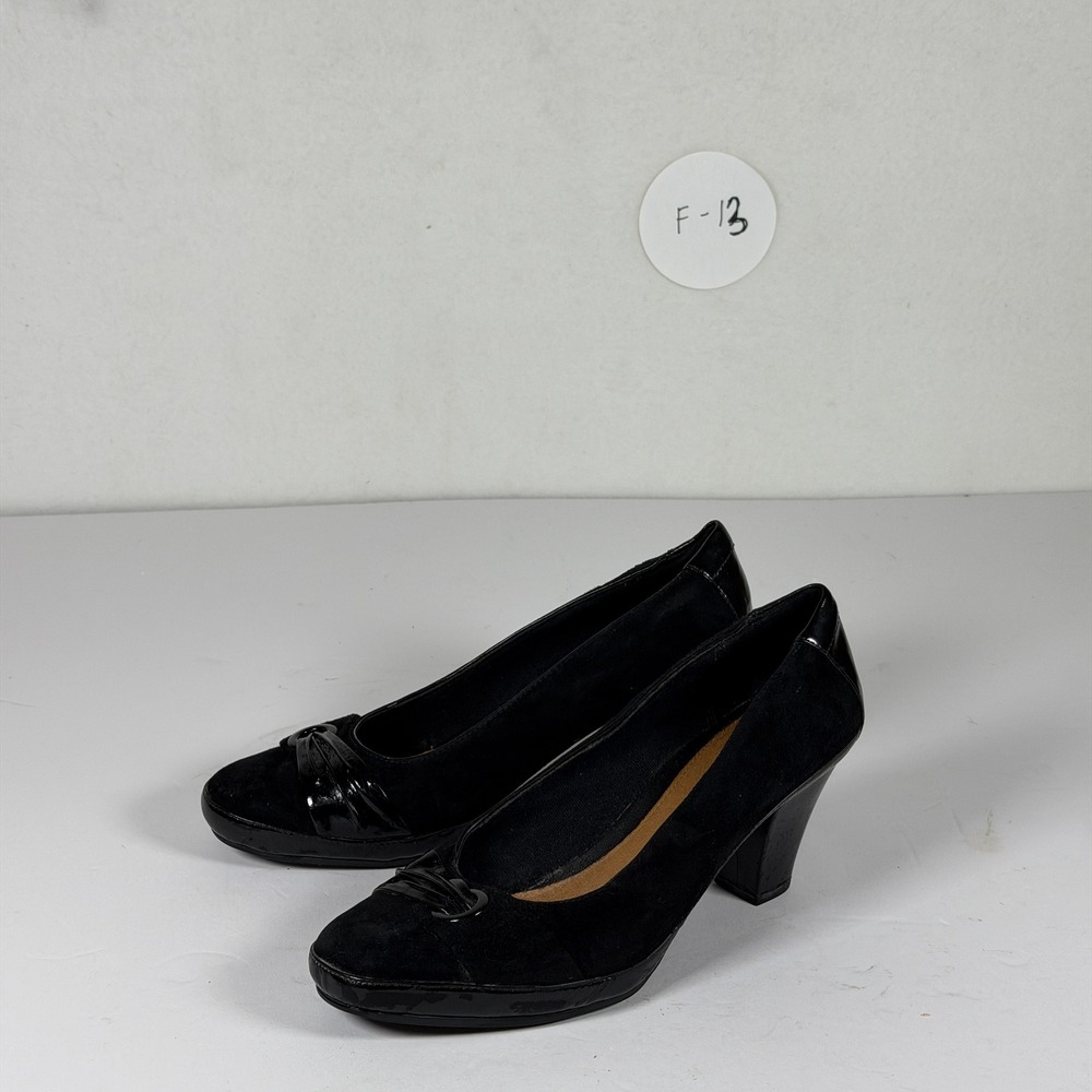 Clarks Artisan Women's Black Suede Patent Leather Heels Pumps Size 10M F-13